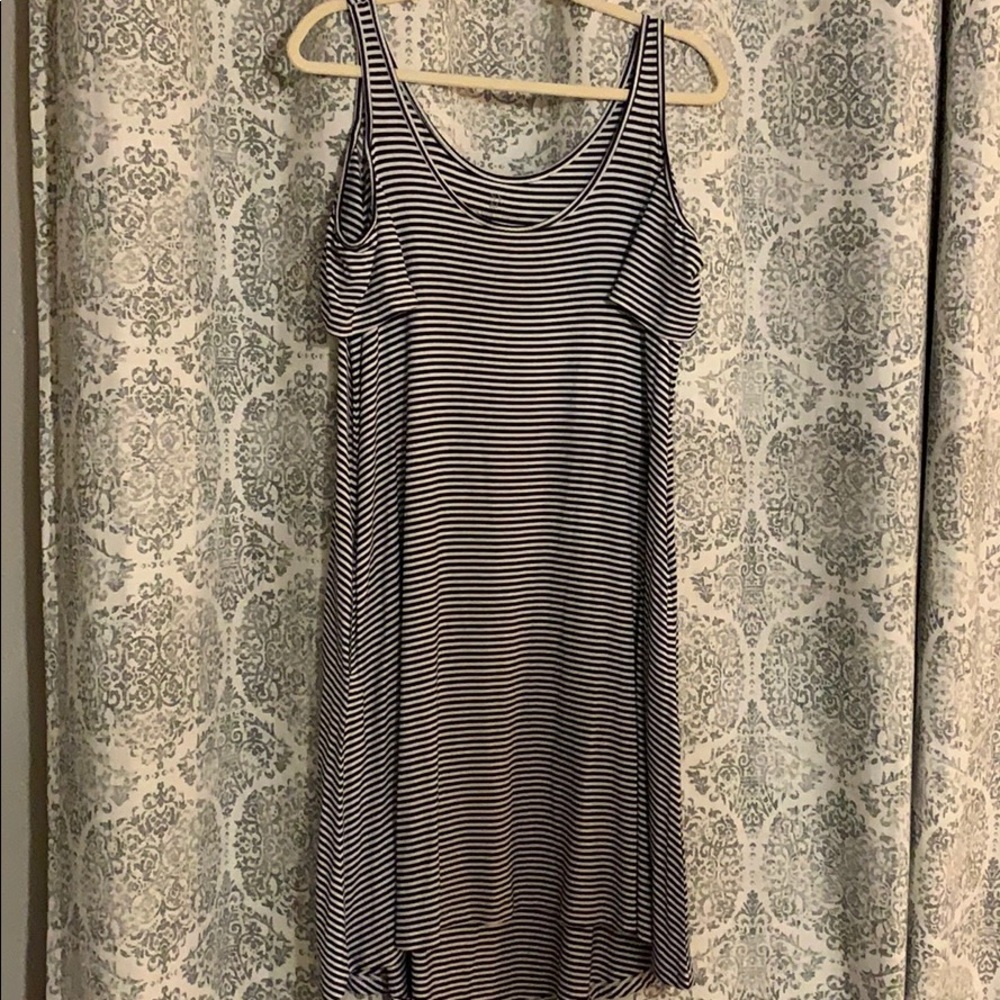 NY&C cold shoulder dress